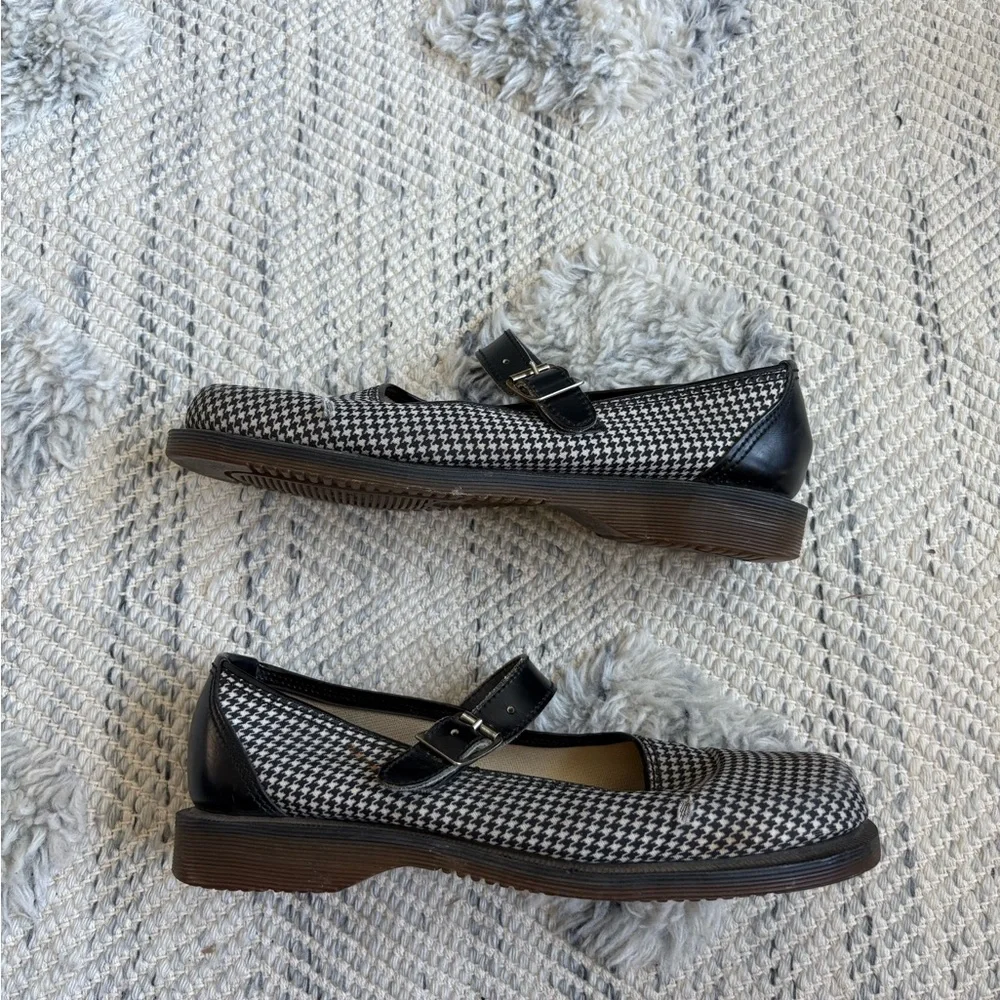 Dr Martens - Picture 3 of 11